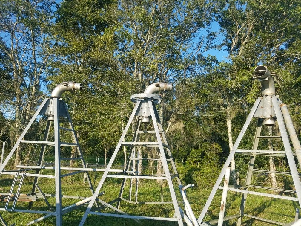 Quad Stands From A Center Pivot