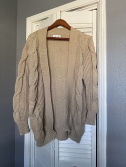 Vigoss Beige Cable Knit Cardigan