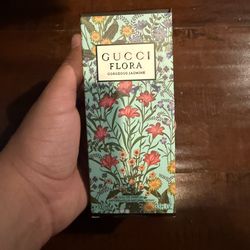 Gucci Flora Fragrance cologne/perfume