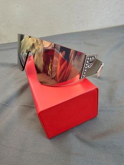Sale or Trade - New Fendi Women rose gold Sunglasses