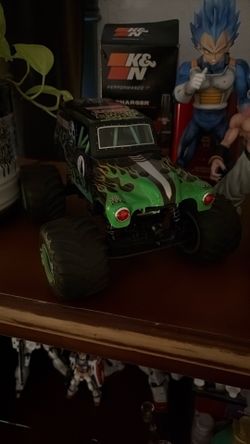 Losi LMT Mini 4x4 Monster truck RTR