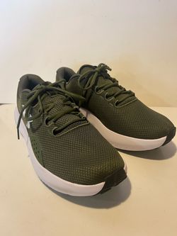 Under Armour Men's Charged Surge 4 Sneaker