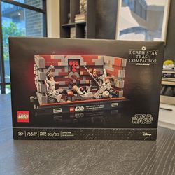 LEGO Star Wars Death Star Trash Compactor Diorama Series 75339 with Princess Leia, Chewbacca & R2-D2