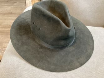 Hats men women all hats $8 & $10 &$15 each cash