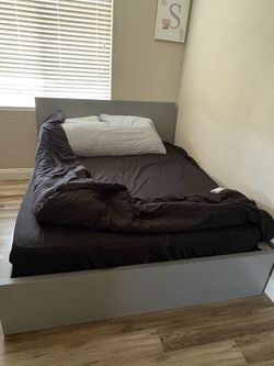 Queen size bed frame