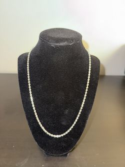 14k White Gold Chain