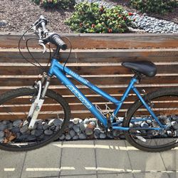 Magna Great Divide Women's Bike