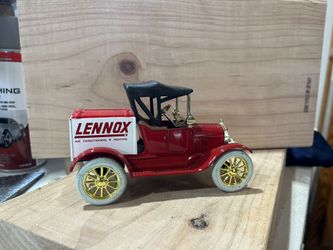 Lennox Piggy Bank