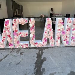 Decor Letters