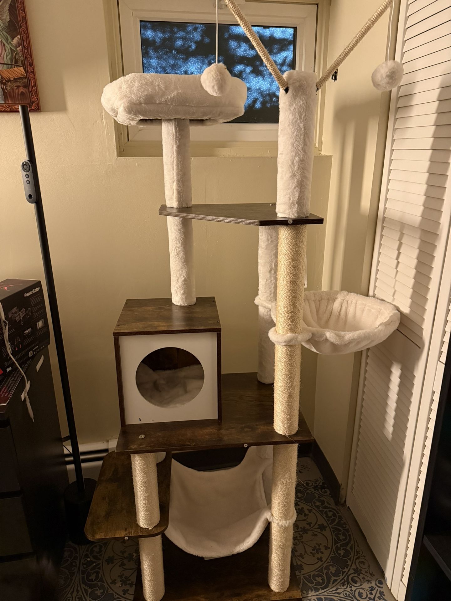 Hey Brother Wooden Cat Tree In Rustic Brown