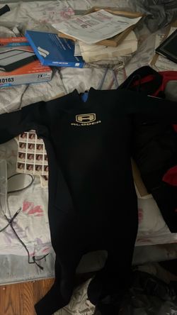 Wetsuit