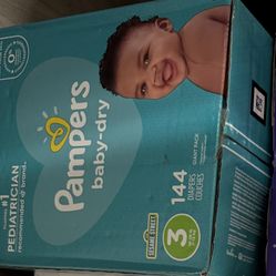 Pampers Diapers Size 3 Big Box
