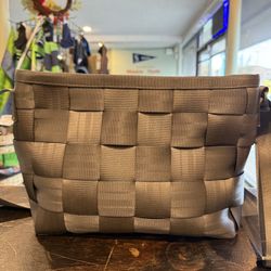 Harveys Bags | Harvey’s The Original Seatbelt Classic Crossbody Messenger Bag