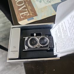 Digital camera