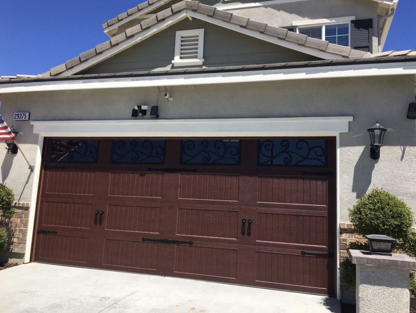 Villa Garage Door