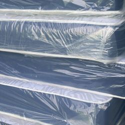 Queen Size Brand  New Mattress Set 