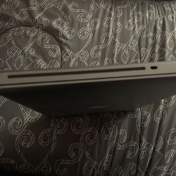 Mac Book Pro
