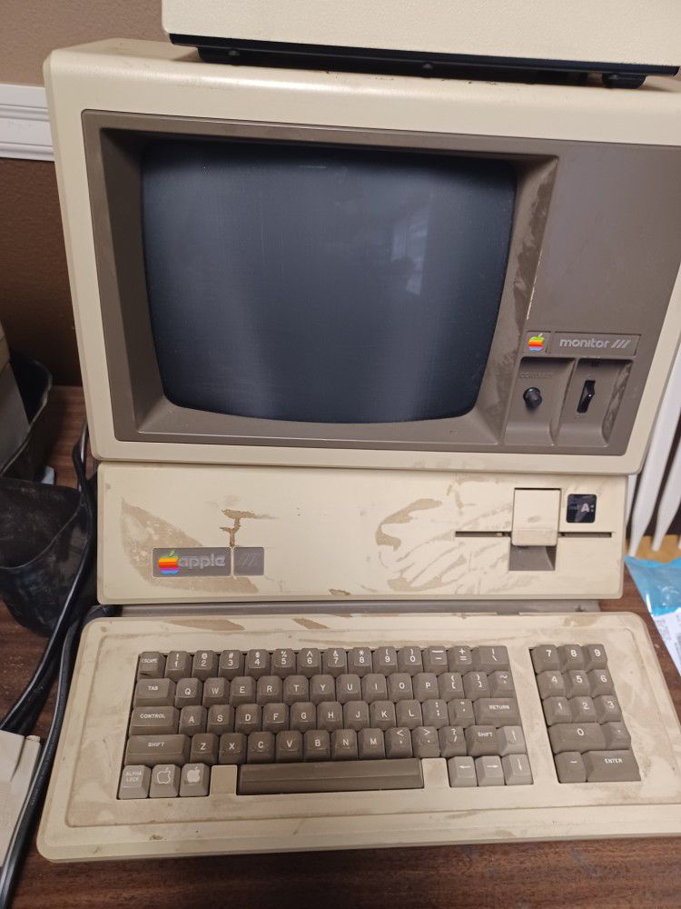 Apple 3 Computer