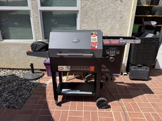 Expert Grill Smoker - Commodore Pellet Grill and Smoker NEW