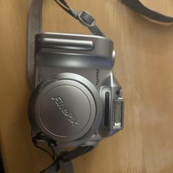 Fujifilm FinePix 2800 Zoom 