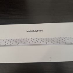 Apple Magic Keyboard - Lightning