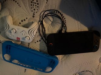 Switch 2 :  extra controller included bought last month