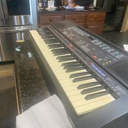 Yamaha Psr 500 Electric Keyboard