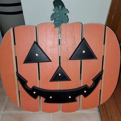 Halloween Light Up Wooden Pumpkin Jack-o-lantern