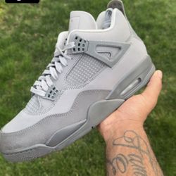 Air Jordan 4 Wet Cement 