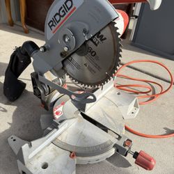 Ridgid MS1050 Electric Corded Compound Mitre Saw - 15A 5200 RPM 120V
