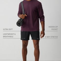 The Cloud Jersey Short by Fabletics- Men’s Medium