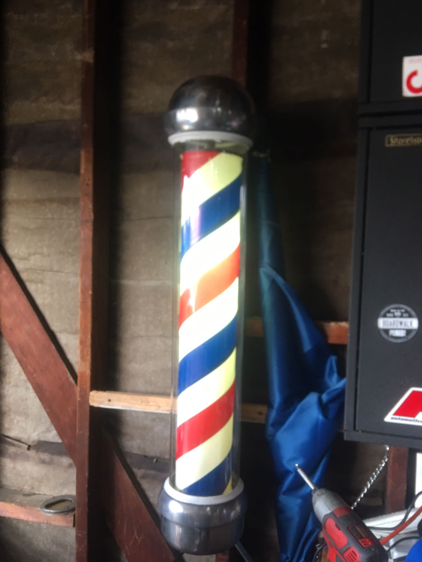 Paidar Barber pole barber shop
