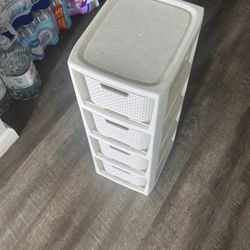 Plastic drawers (very flexible on price)