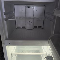 Refrigerator Whirlpool W-24