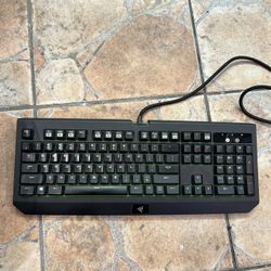 razer blackwidow edition mechanical gaming keyboard good condition