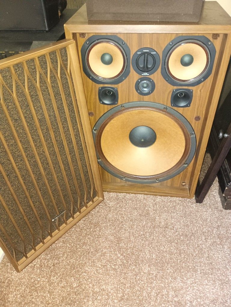 Vintage Kenwood Kl777 Speakers 