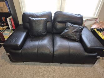 Black Faux Leather Love Seat