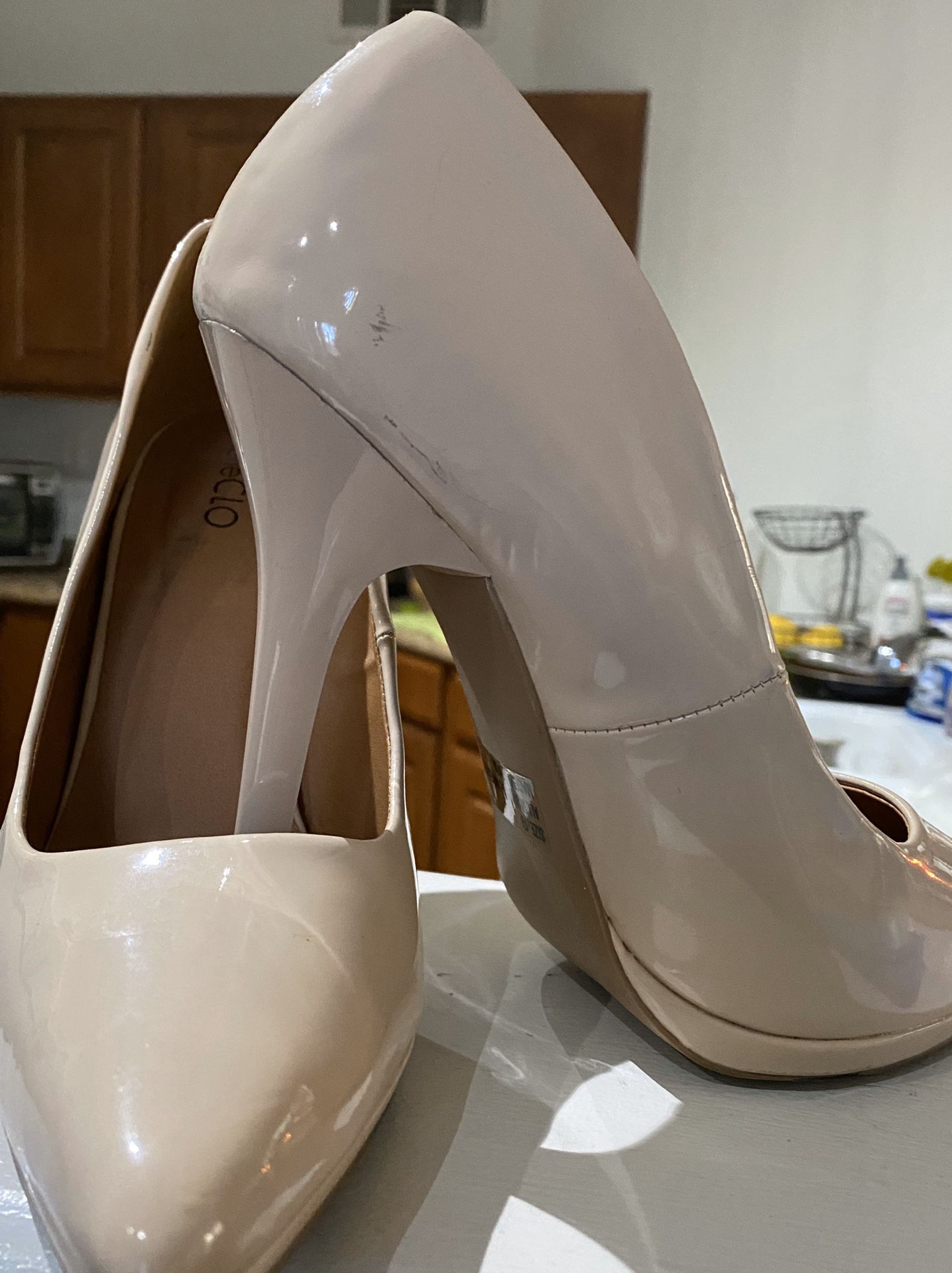 Beautiful high heels. Size 9