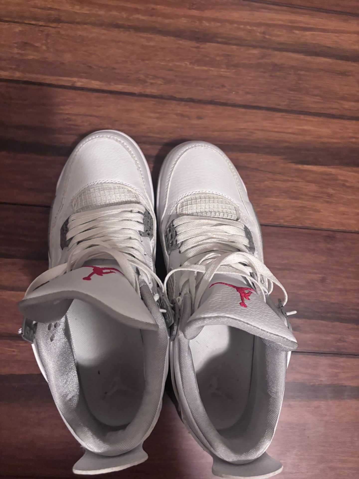 Jordan 4