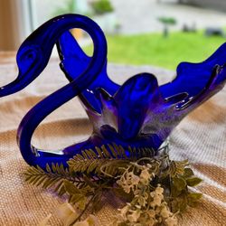 Vintage Blue Swan Vase Hand Blown Glass 