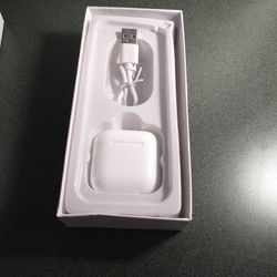 White Wireless Earbuds