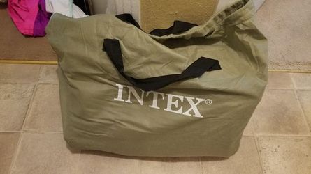 2 twin Intex inflatable air mattresses w/ built in pump