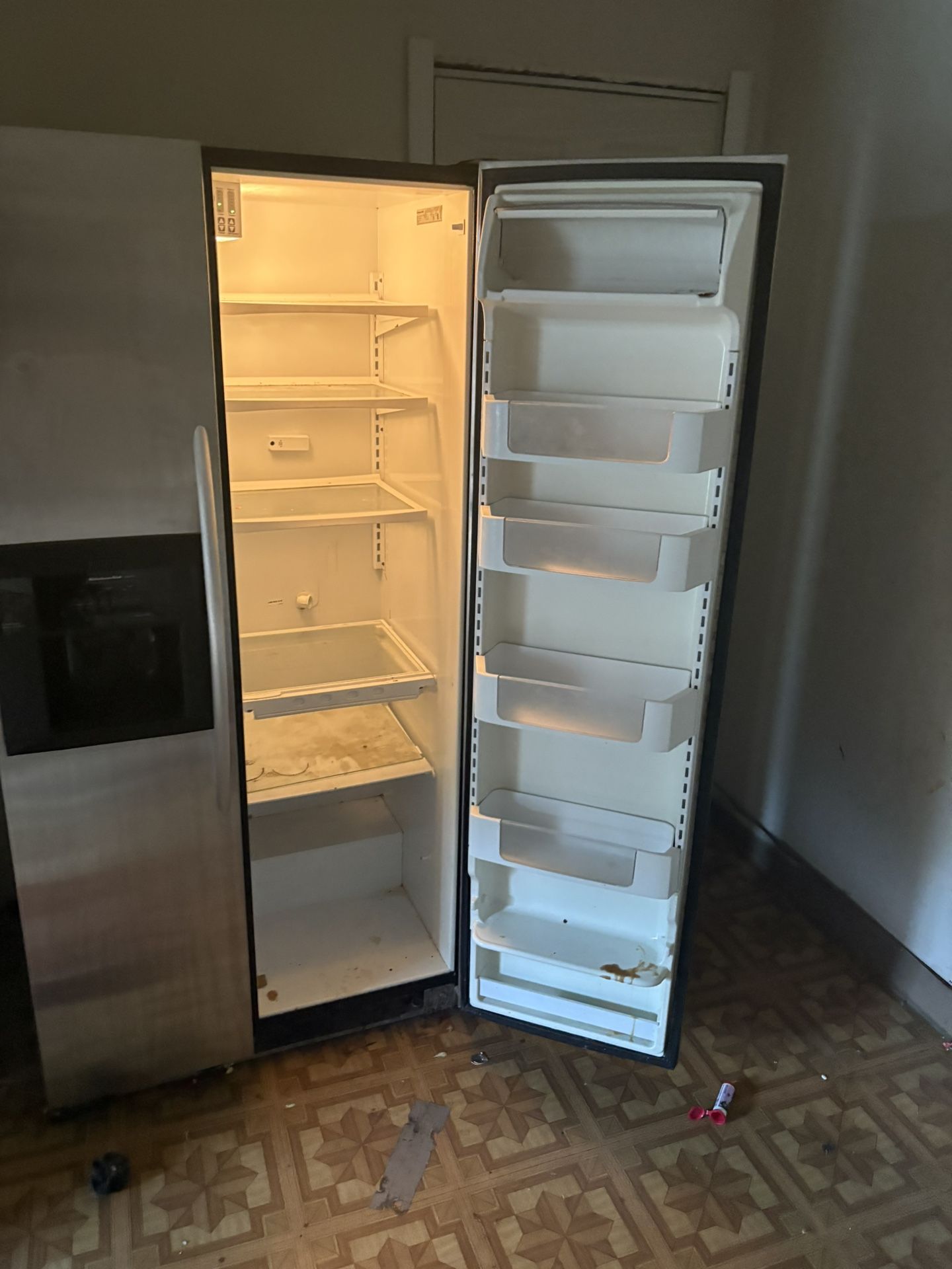 Refrigerator