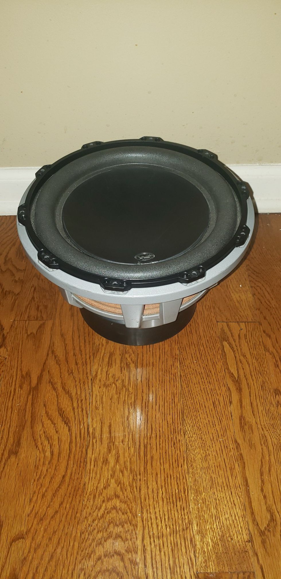 JL Audio W6 10" Subwoofer