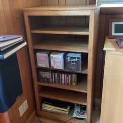 Oak hutch For Tv Or Audio Equipment
