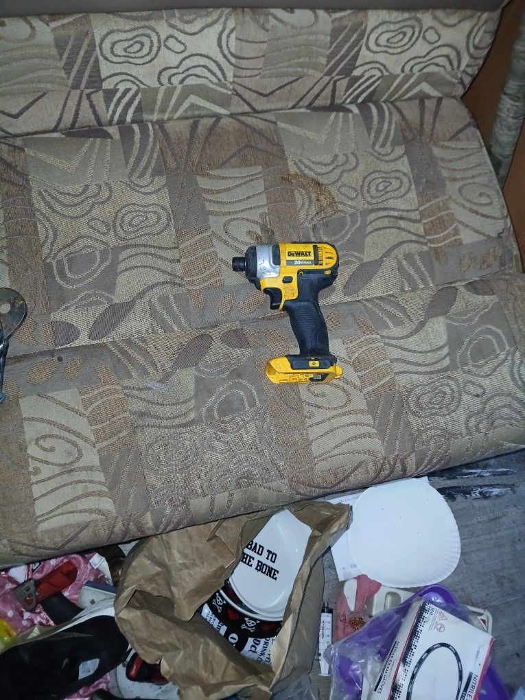 Dewalt twenty volt max Drill