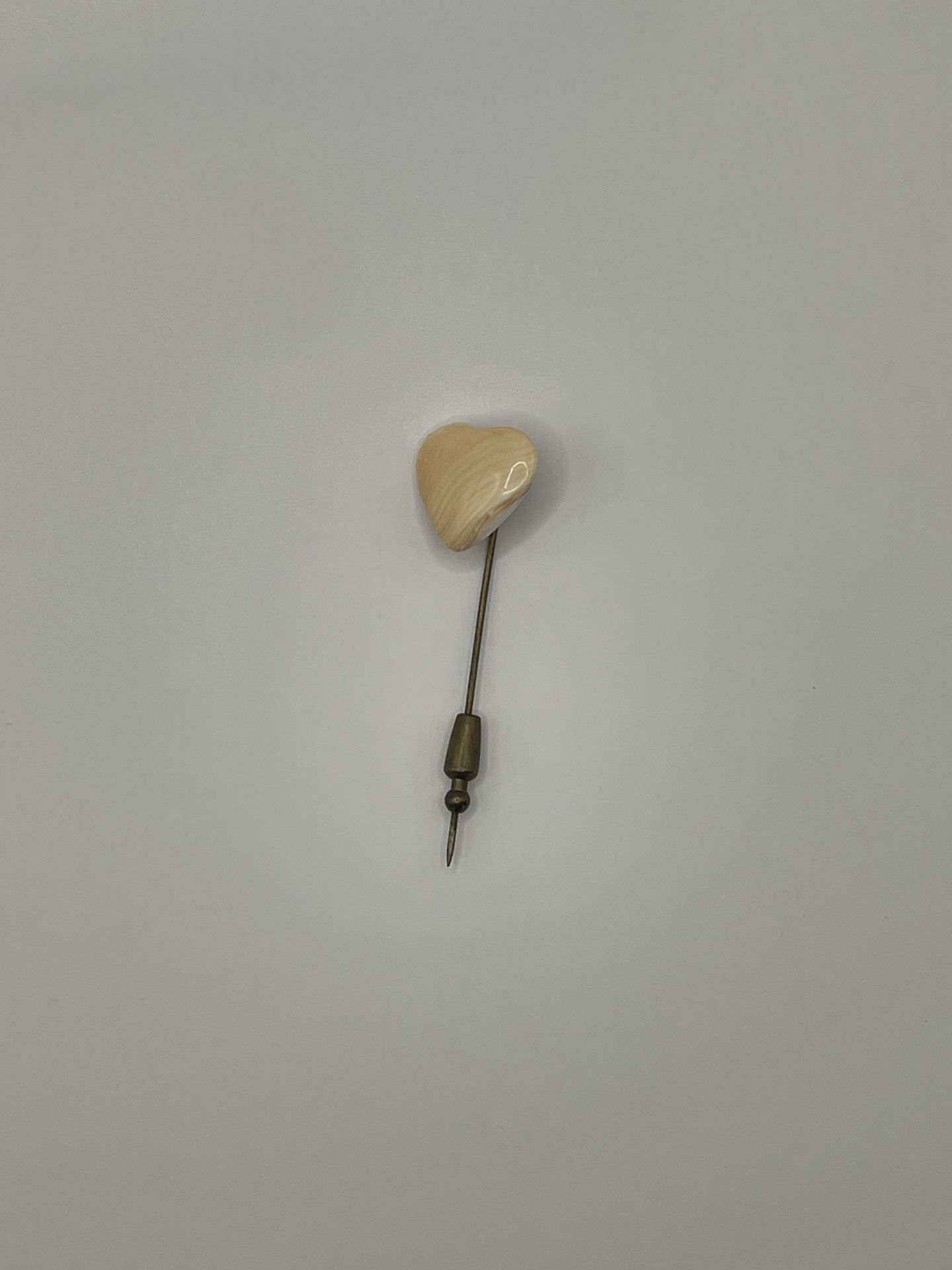  Vintage Miriam Haskell Pin With Heart Shaped Gem/stone 
