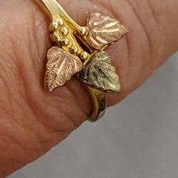 Solid Gold BLACK HILLS GOLD Ring SZ 7