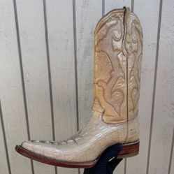 #87 Crocodile Tail Boot With Orix Detail