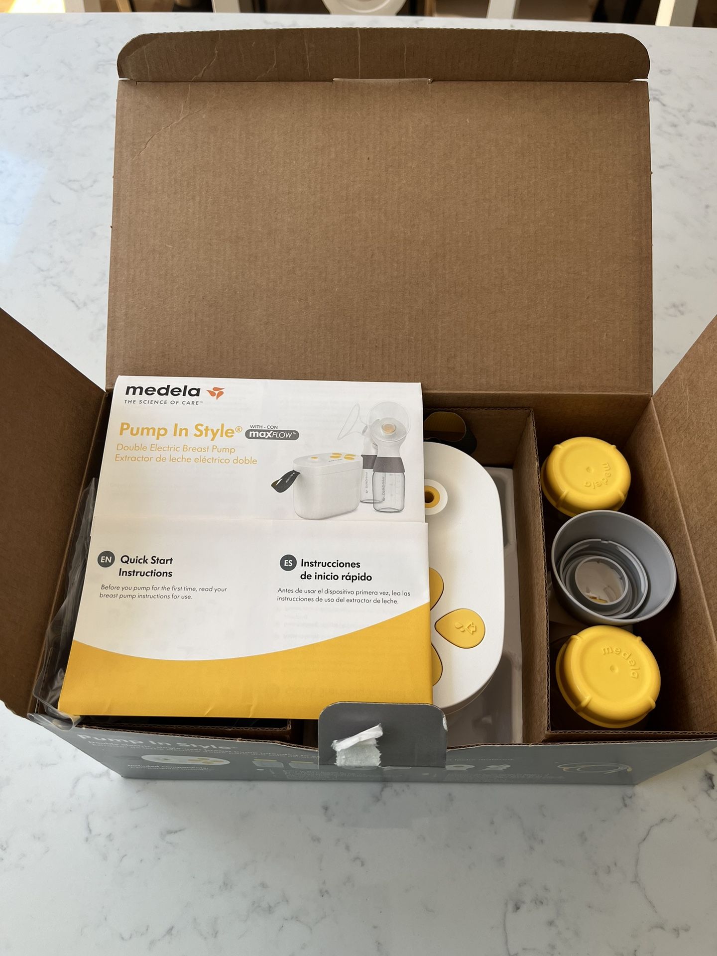 NEW Medela Breast Pump 